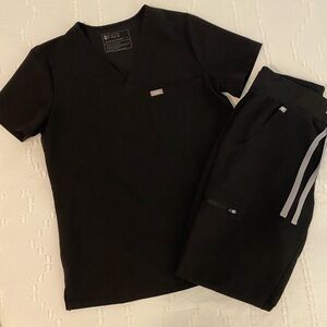 Figs scrubs, black, joggers small tall